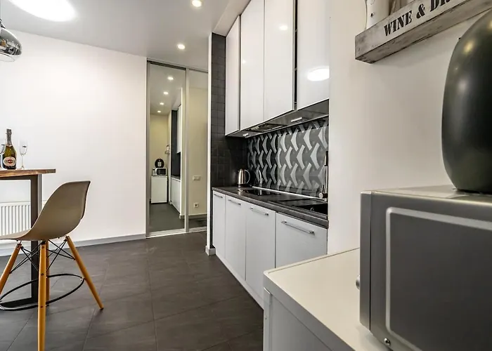 стильная квартира возле моря в аркадии Odessza